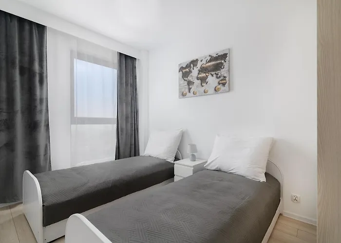 Easy Rent- Metropolitan 75 Hala Globus, 24h Check-in, Zana *